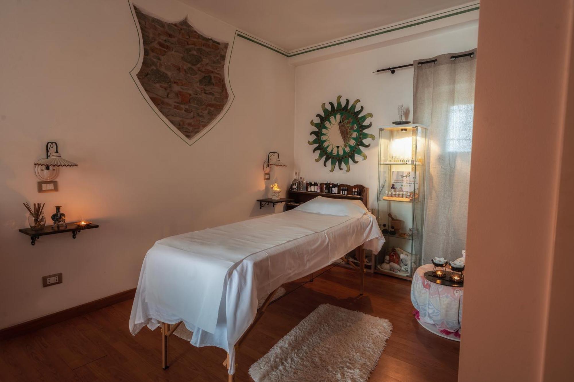 Casale Litta B&B Al Castello المظهر الخارجي الصورة