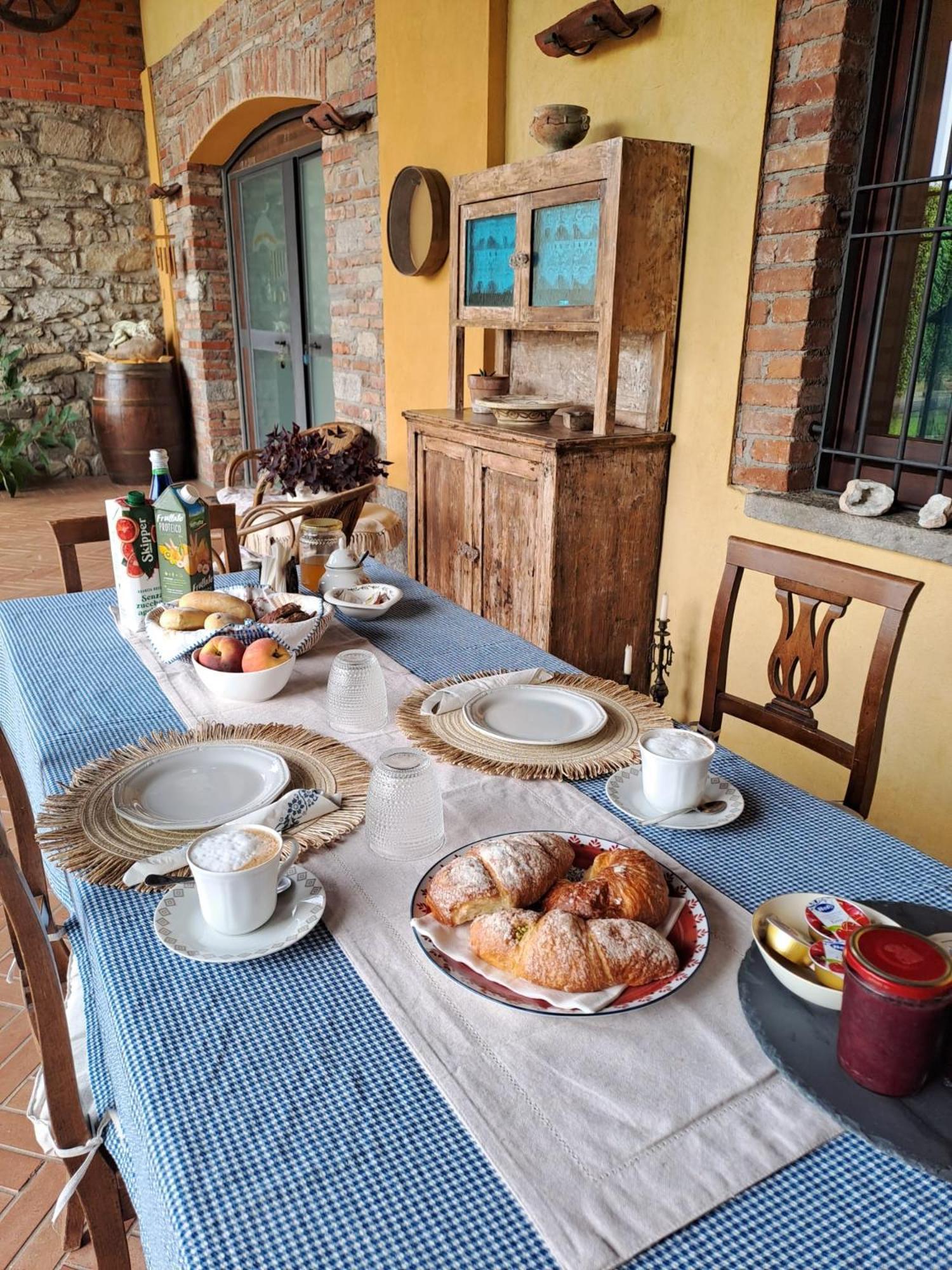 Casale Litta B&B Al Castello المظهر الخارجي الصورة
