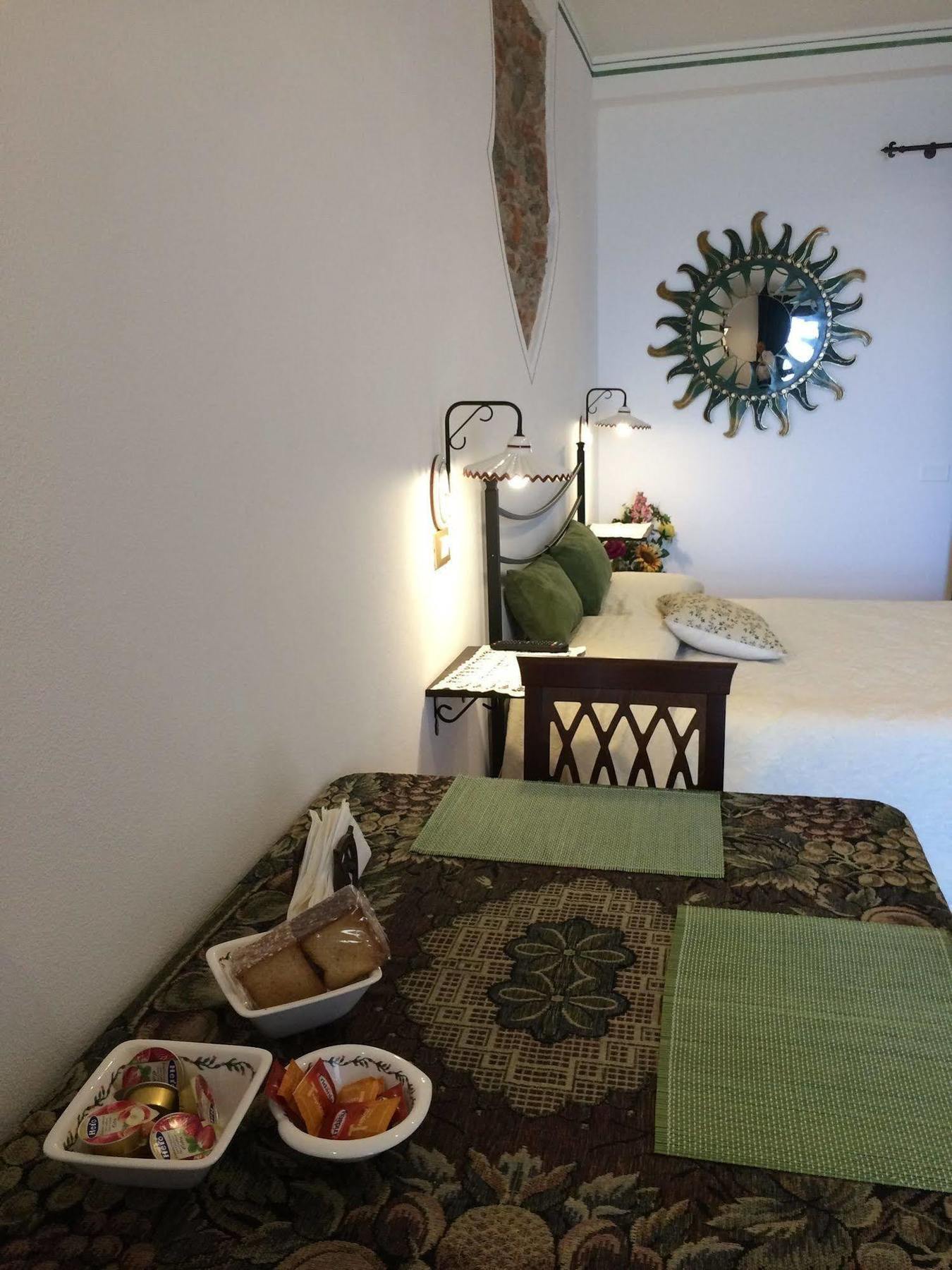 Casale Litta B&B Al Castello المظهر الخارجي الصورة